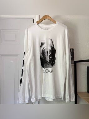 CLOAK white black logo graphic cotton crew neck long sleeve tee t-shirt